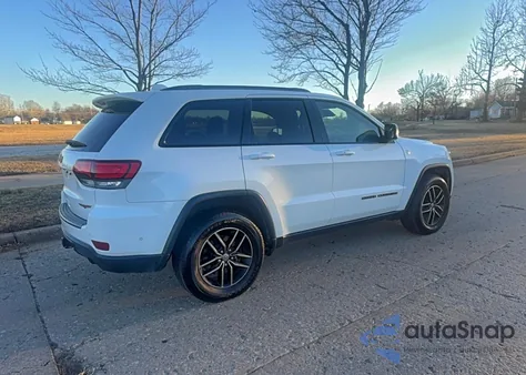 2018 Jeep Grand Cherokee Trailhawk z USA, uszkodzony, nr VIN 1C4RJFLT6JC423940